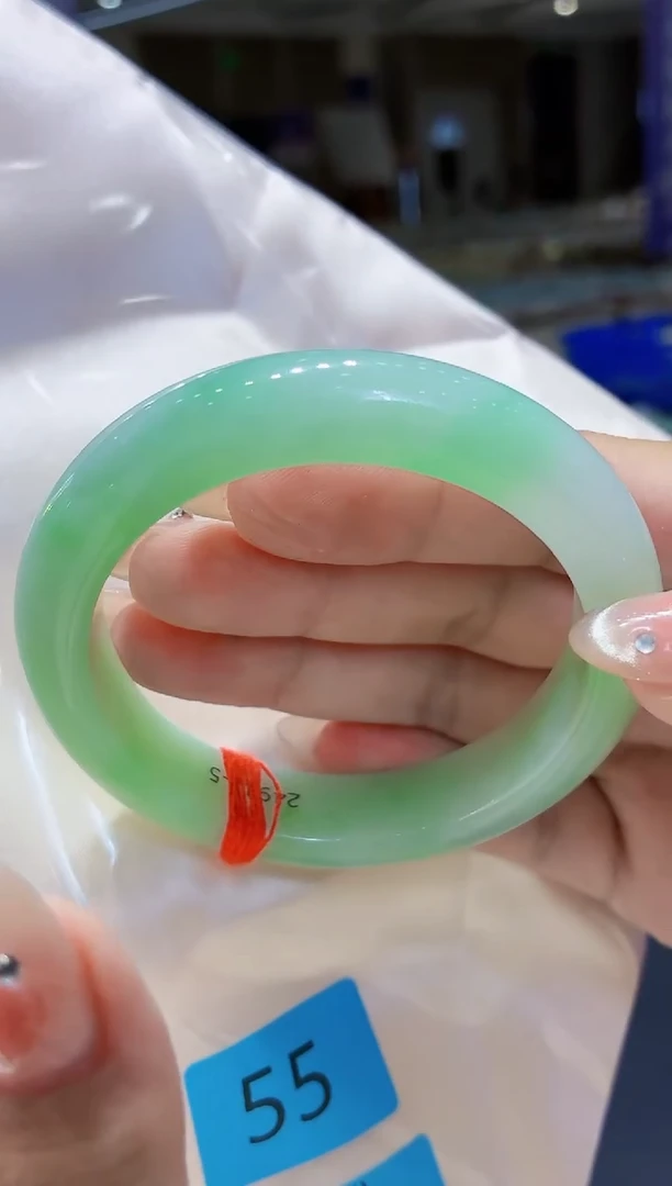 未镶嵌手镯翡翠翡翠手镯55