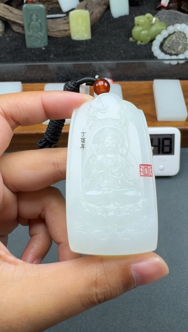 颈饰未镶嵌和田玉1