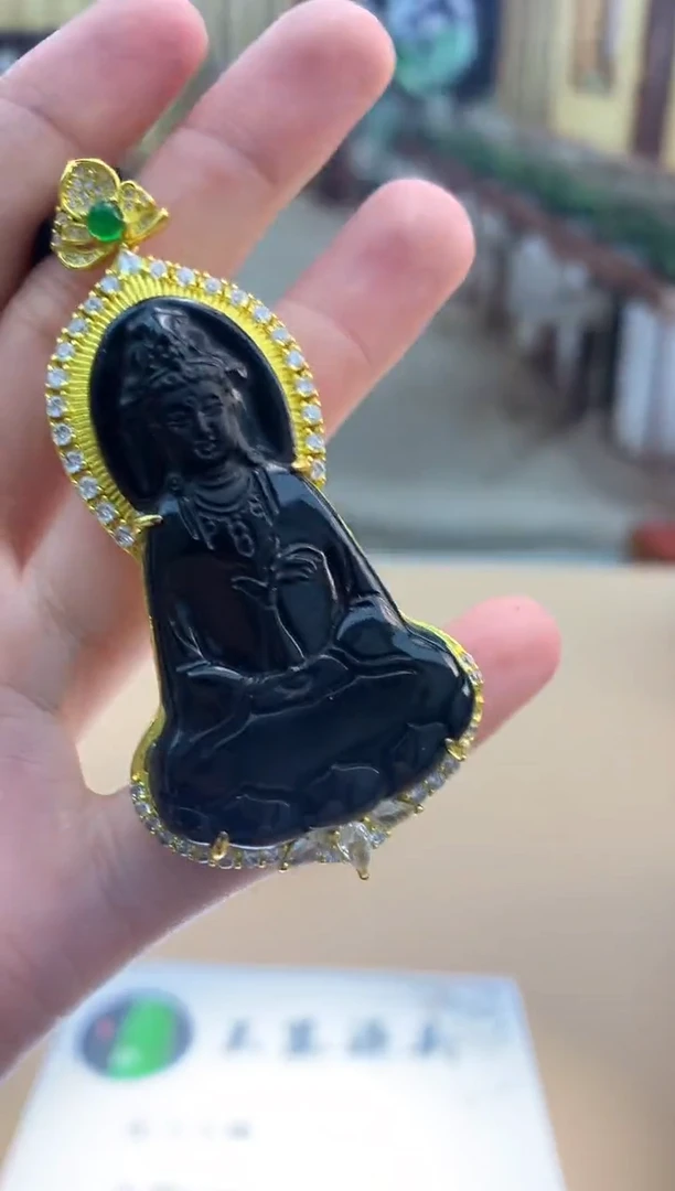 颈饰未镶嵌翡翠翡翠挂件 多样性发一件