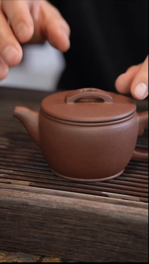 茶壶紫砂汉瓦 半手工 220cc