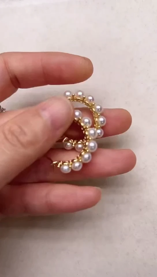 【闪购商品】拼合珍珠（马贝珠）耳饰合金金色新甜甜圈