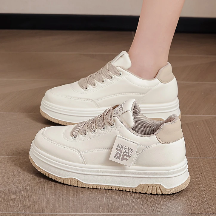 2025年春季新款小白鞋休闲轻便板鞋厚底时尚女鞋ins韩版百搭鞋319