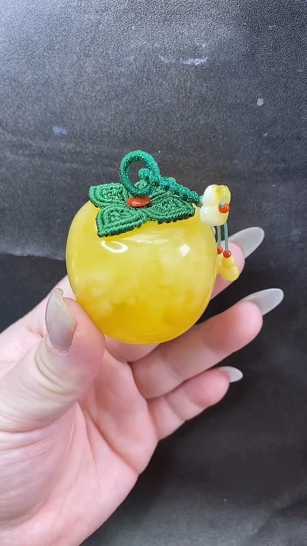 琥珀颈饰未镶嵌吊坠