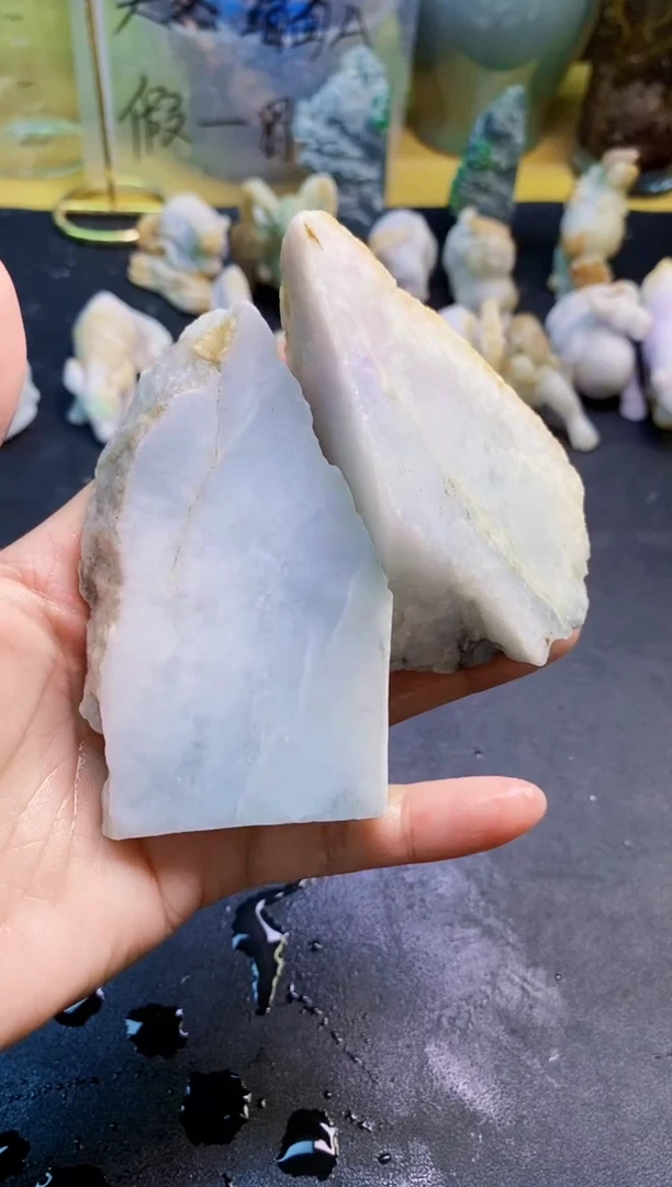 翡翠未镶嵌颈饰天然翡翠012