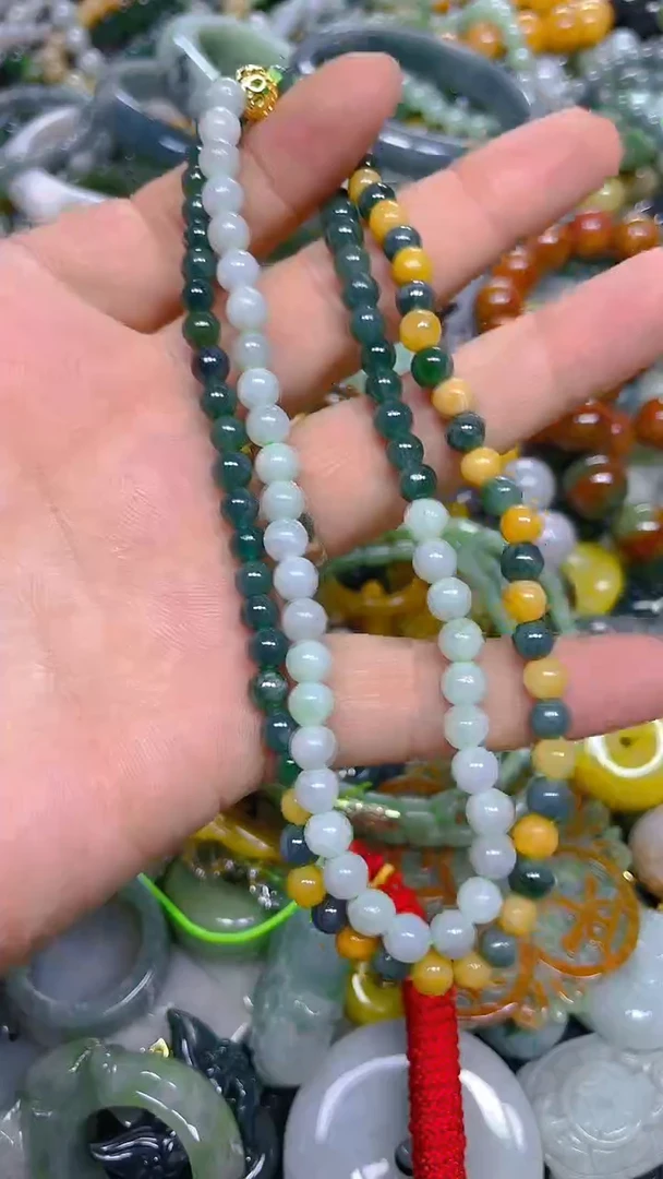颈饰未镶嵌翡翠5mm/ D /翡翠A货，一件也是批发价
