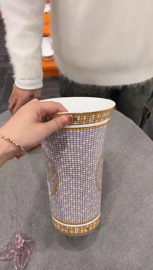 【闪购商品】杯H861--------------