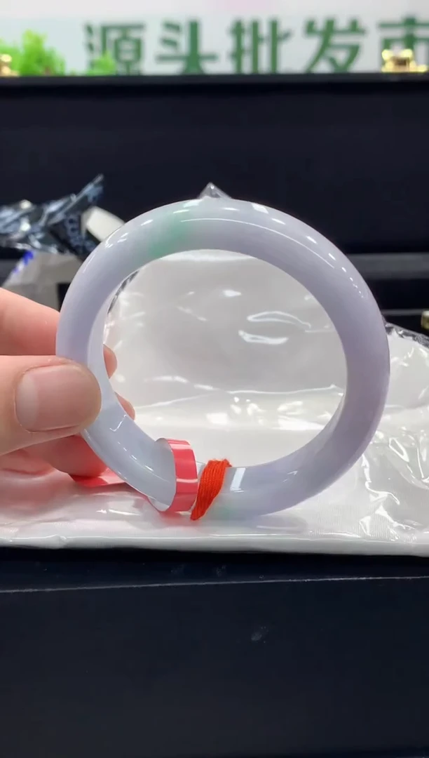 未镶嵌手镯翡翠手镯