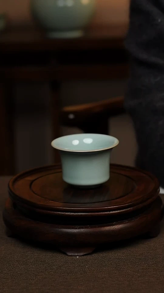 瓷片天青色全手工马蹄杯80ml一级礼盒包装