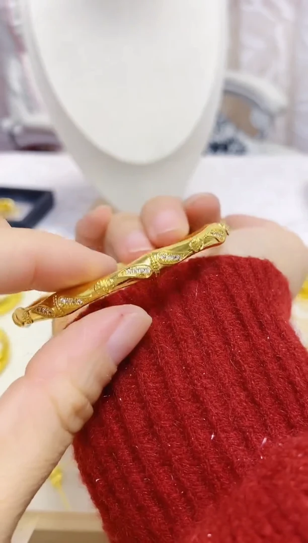 合金无067竹节卡扣手镯