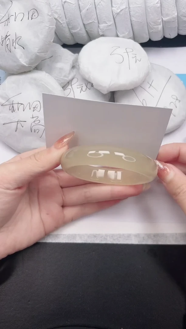 未镶嵌手镯石英质玉93-58.8XBJ