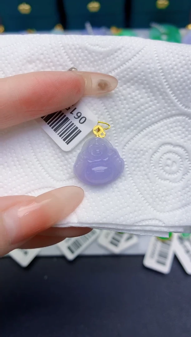 颈饰18K金镶嵌翡翠缅甸天然翡翠A货