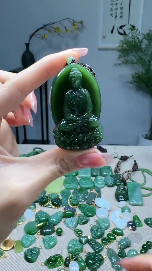 未镶嵌和田玉挂件1