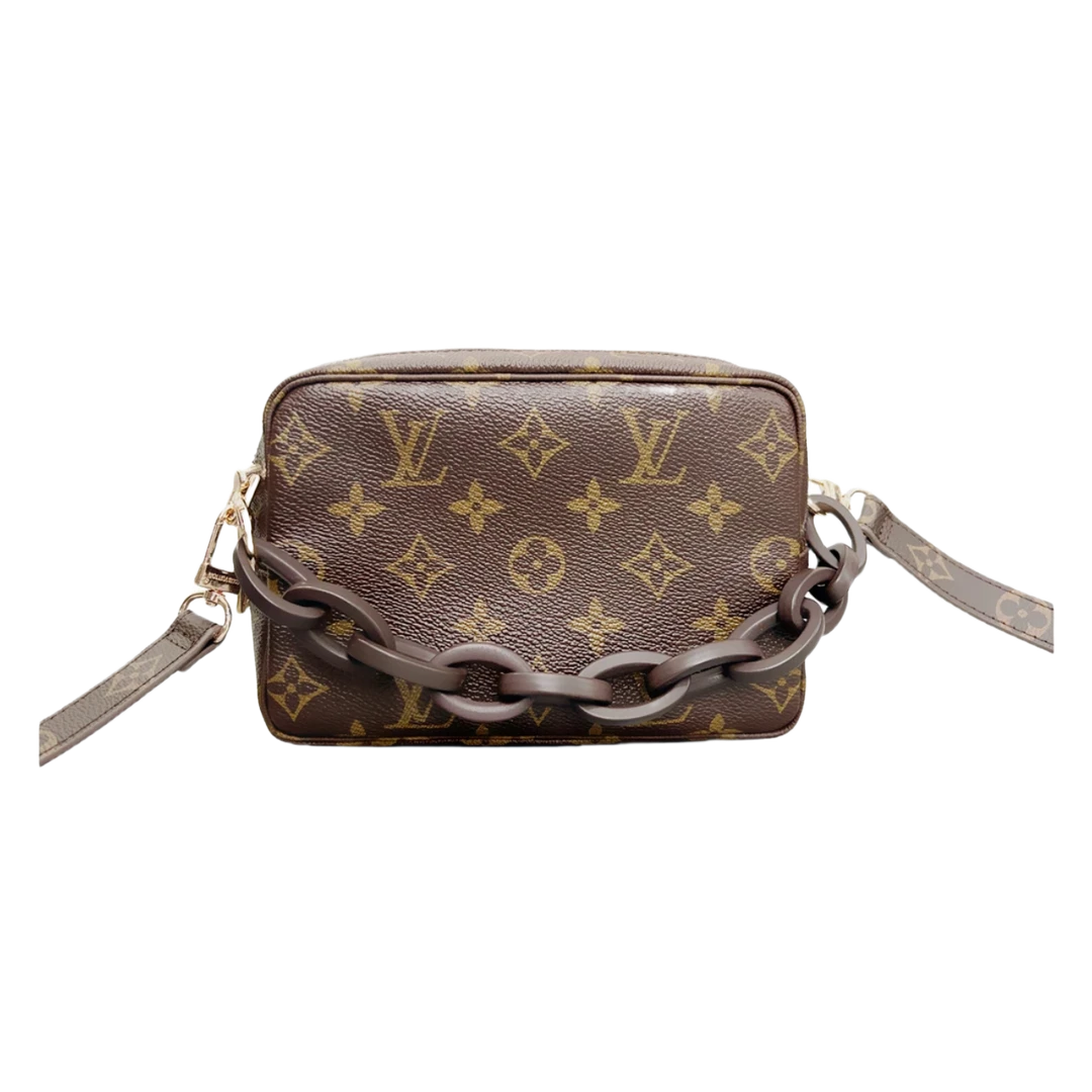 修复品LouisVuitton/路易威登18洗漱包手拿斜挎后换内里李李