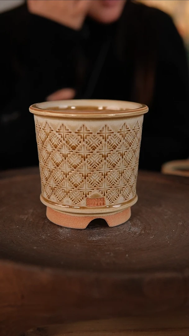 【闪购商品】红陶1-30-168默认有瑕口8.5