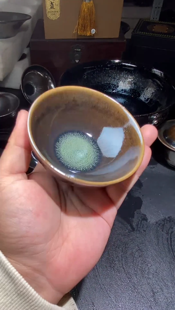 茶盏旃***佛          9