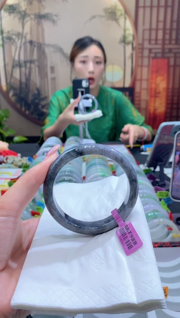 未镶嵌手镯翡翠000051756