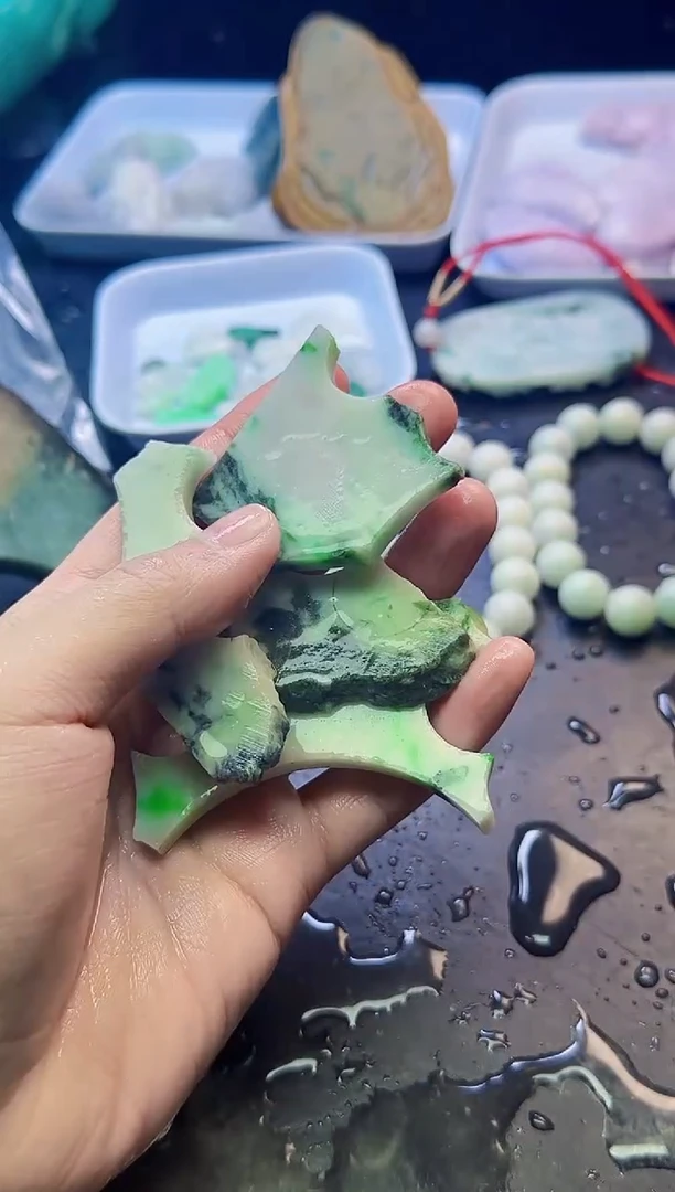 颈饰未镶嵌翡翠082天然A货翡翠