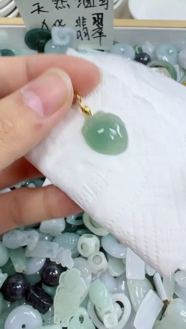 散珠翡翠476号，A货翡翠