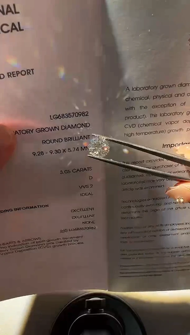 裸石合成钻石LG0982  3.05ct