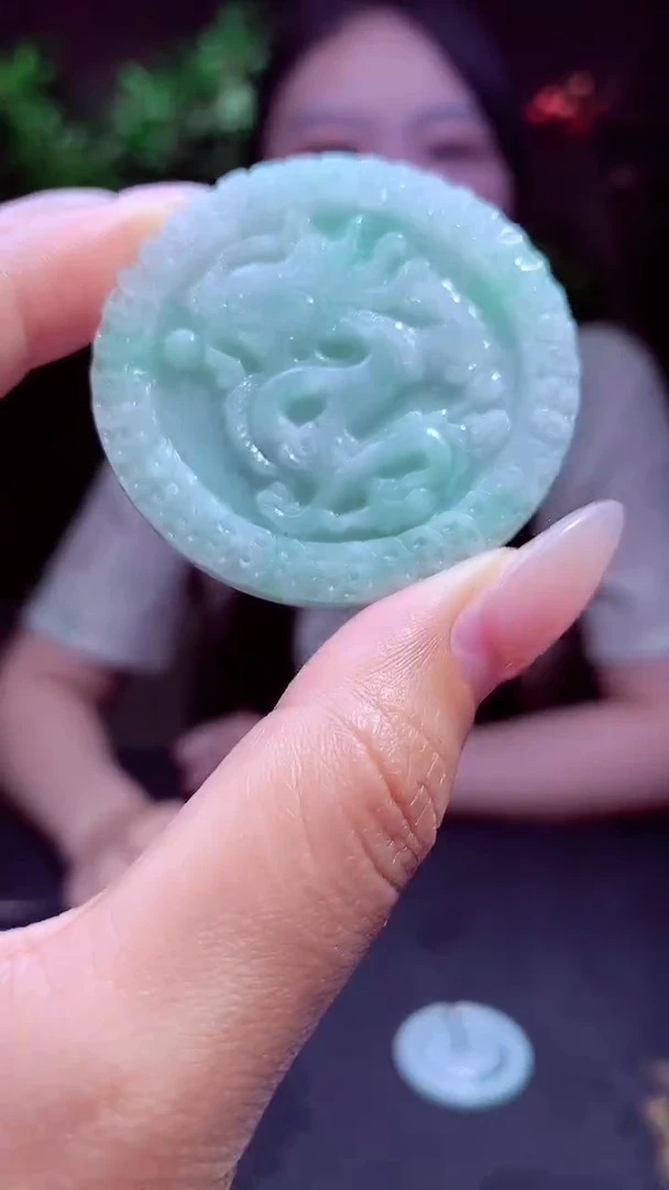翡翠未镶嵌颈饰天然翡翠(拍一发一）