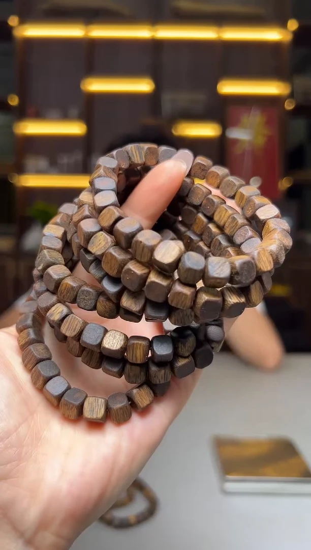 沉香碎屑沉香715号板头方糖07单圈配碎屑香粉多样性发一7