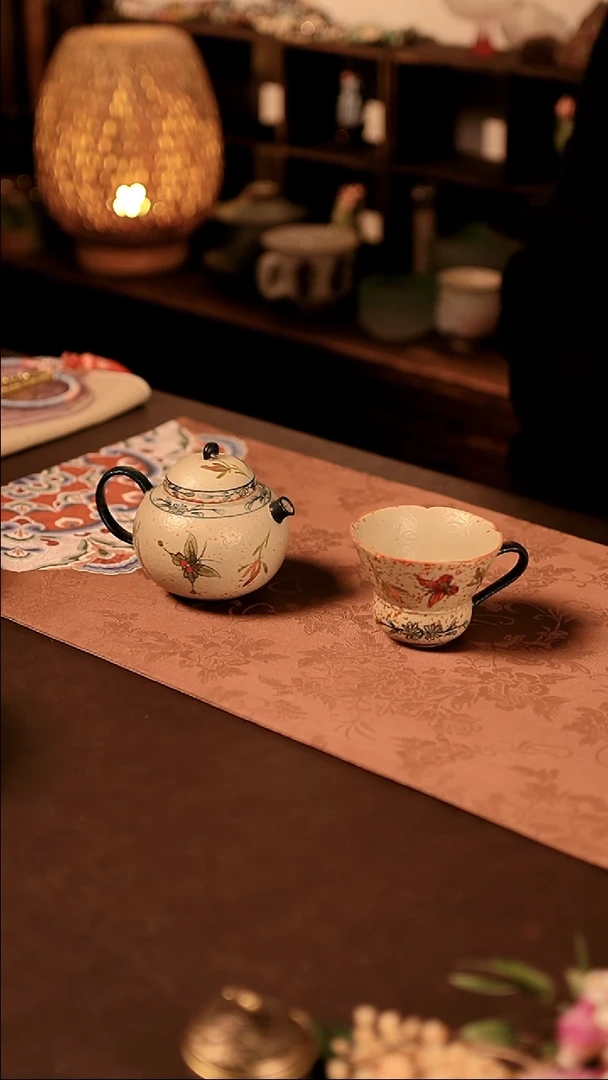 【闪购商品】闪购冲冲冲 青花蝴蝶兰花一套（两件套）