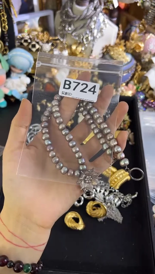 合金无铜合金724 中古首饰都有瑕疵  请确认后在拍！