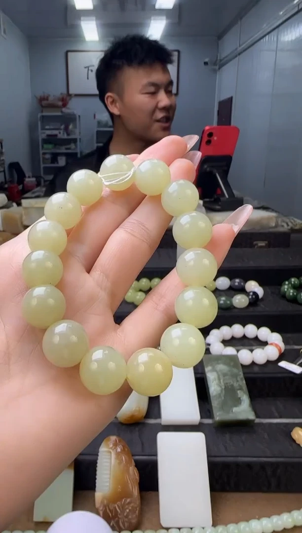 手串未镶嵌和田玉手串