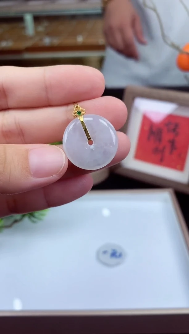 吊坠(不含链)18K金镶嵌翡翠吊坠多样性发其一@@CMT1246-7