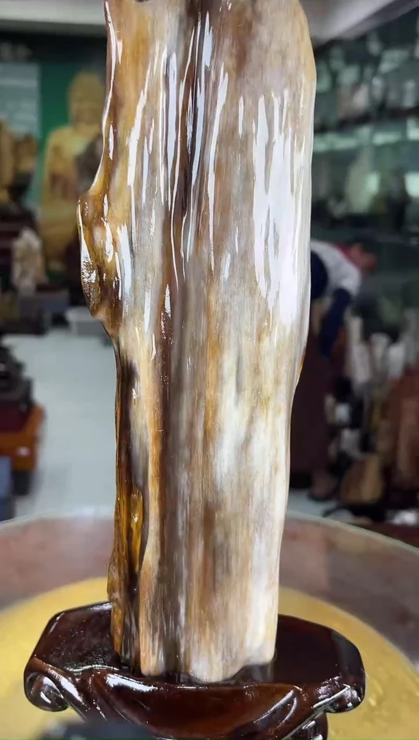 缅甸天然树化玉摆件