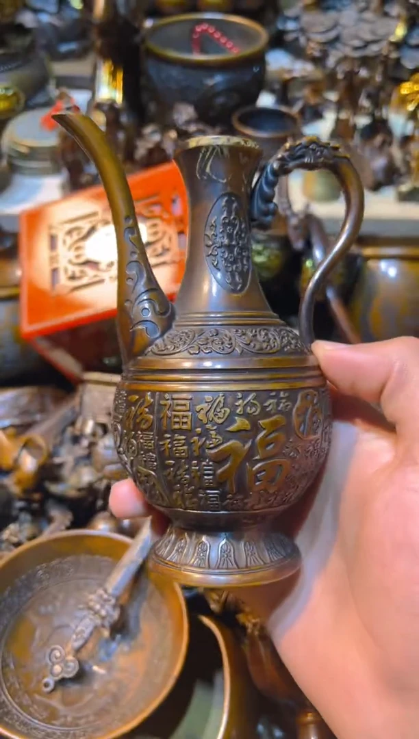 囊中羞涩且痴迷于铜器文玩