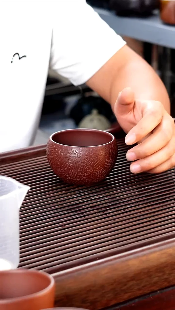 茶壶紫砂通身满刻百福主人杯
