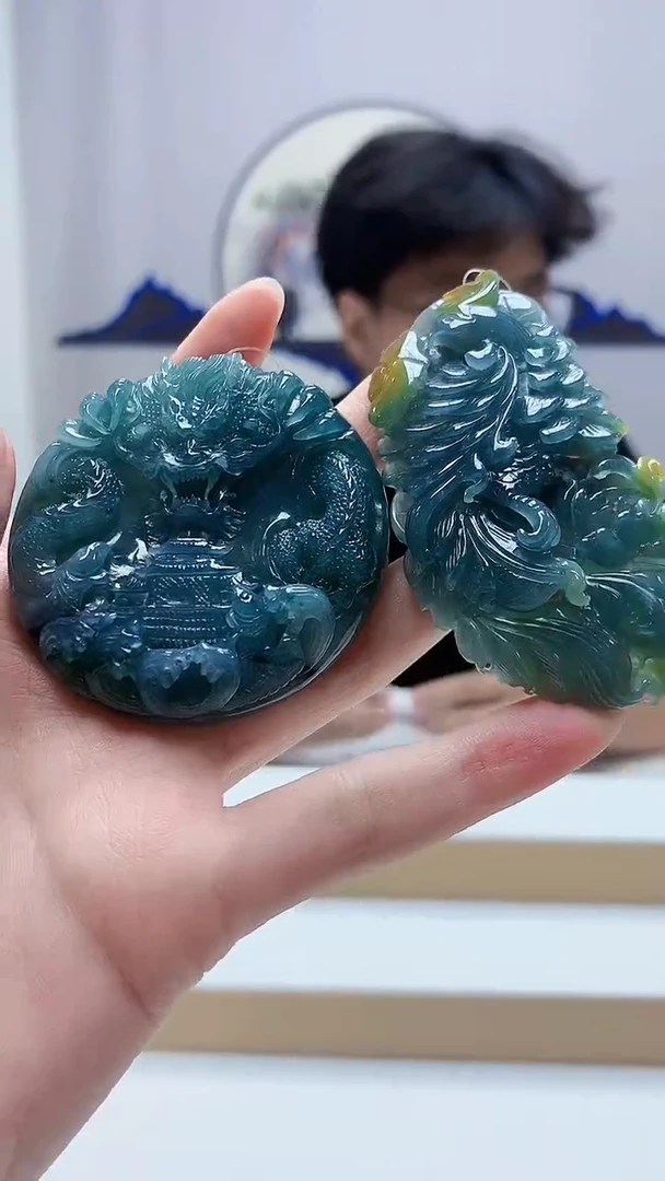 未镶嵌定制翡翠4688zm-毛货一对挂件109