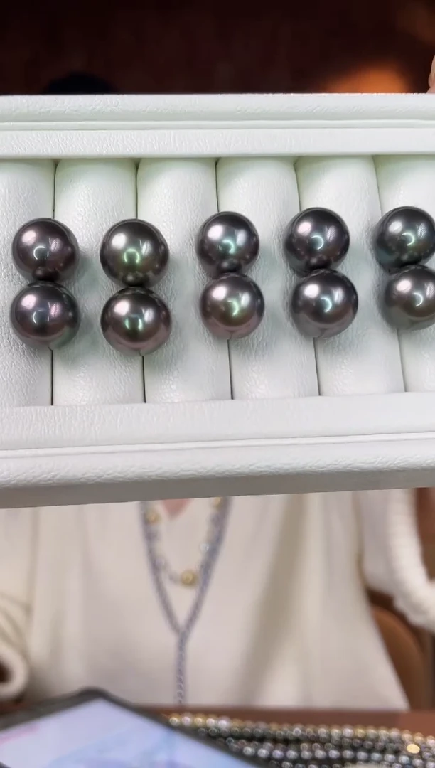 【闪购商品】海水珍珠耳钉18K金镶嵌大溪地13-14mm多样性发一对