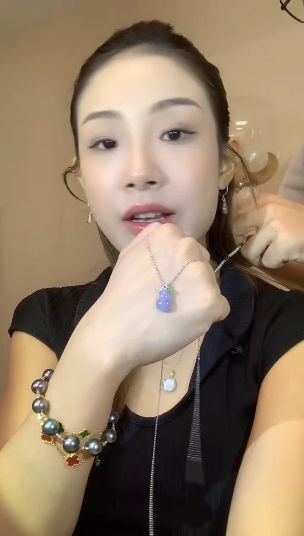 吊坠(不含链)18K金镶嵌翡翠A5 不含链