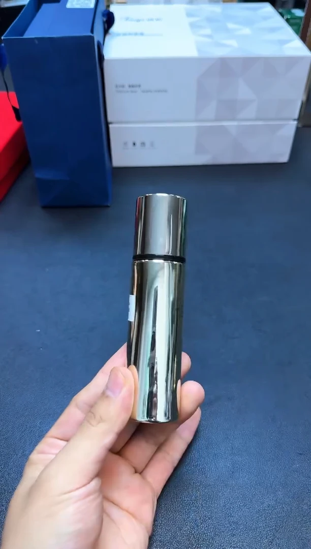 瓷片全新正品一件不留@@WR404