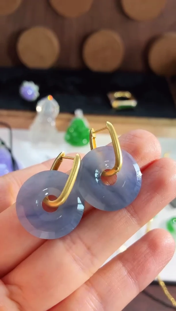 18K金镶嵌翡翠耳饰耳饰