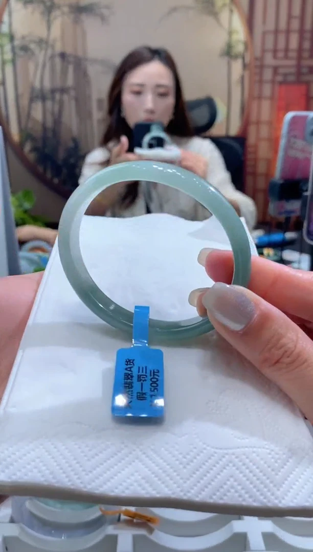 未镶嵌手镯翡翠000072708