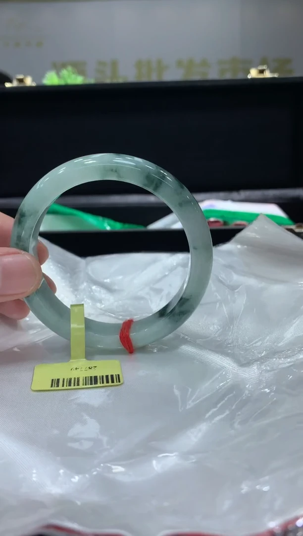 未镶嵌手镯翡翠翡翠手镯