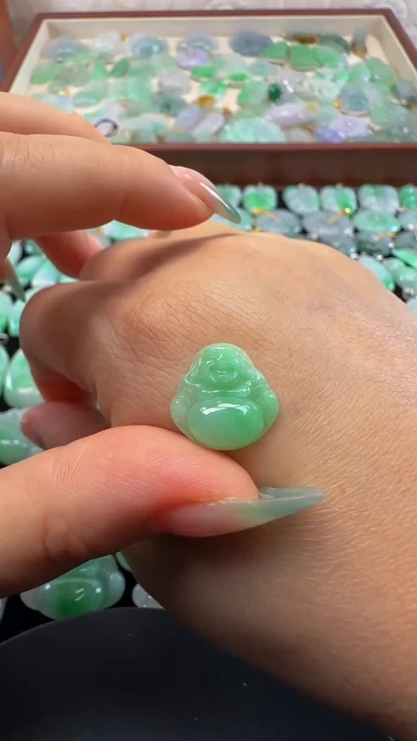 吊坠(不含链)未镶嵌翡翠佛公