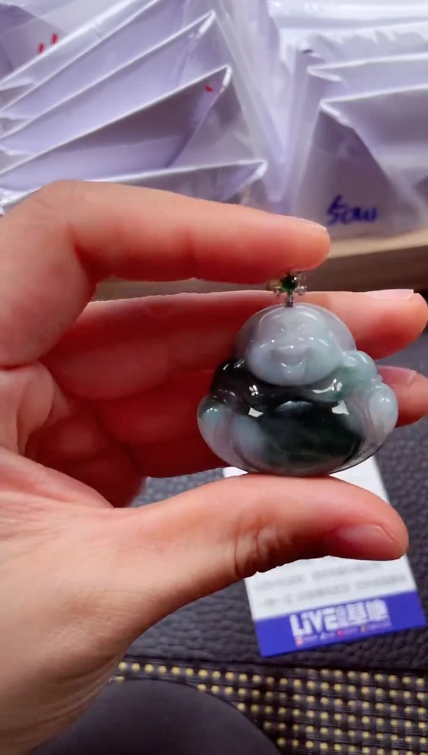 18K金镶嵌挂件翡翠1118888