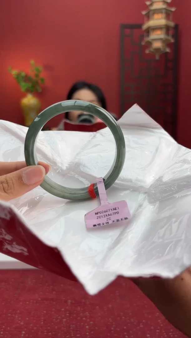 未镶嵌手镯翡翠翡翠手镯23