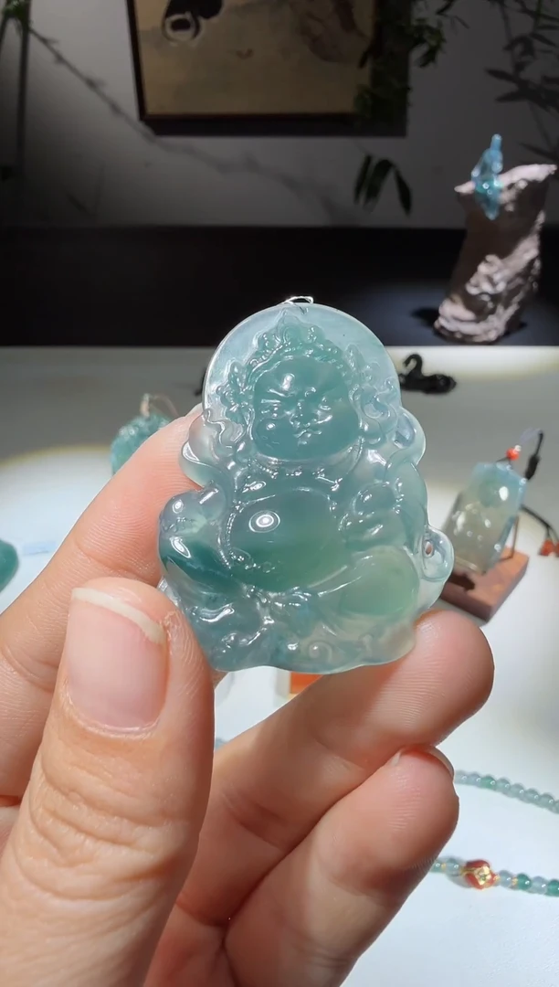 颈饰未镶嵌翡翠多样性发一