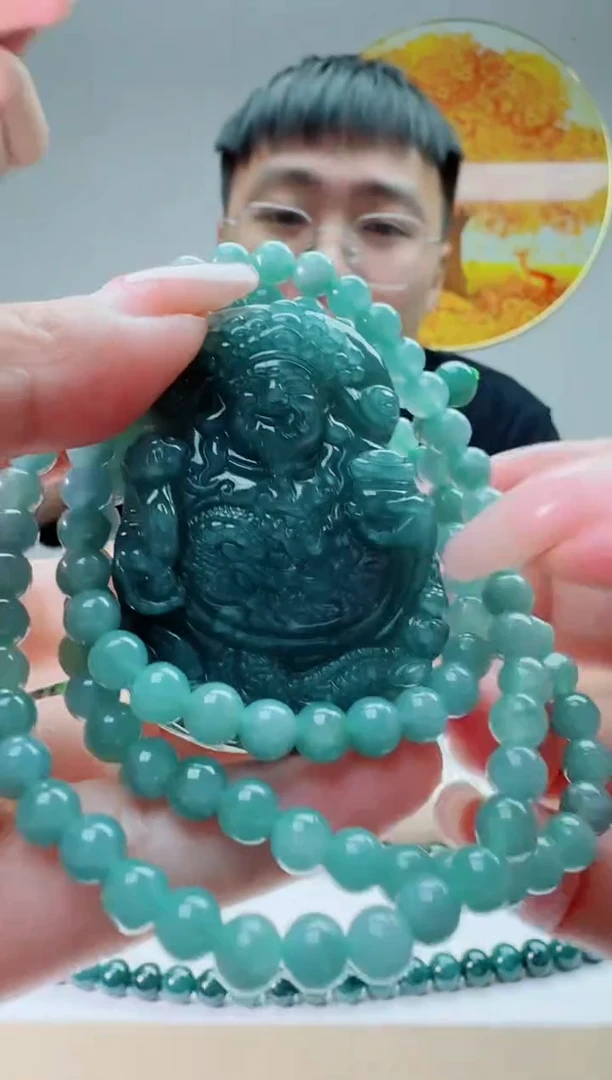 翡翠未镶嵌颈饰御龙财神多样性随机发其一