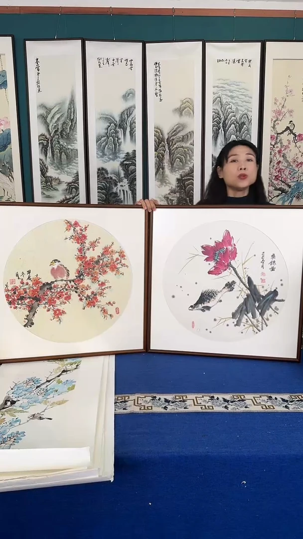 国画梅花牡丹 实木装裱 63*63