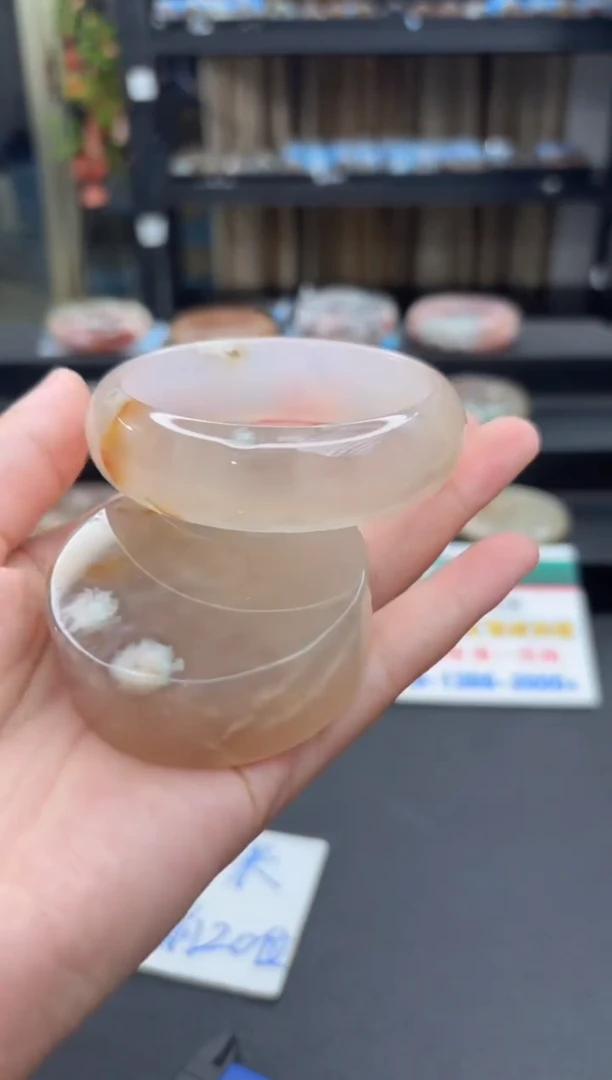 未镶嵌手镯石英质玉136(58圈赠送镯心)