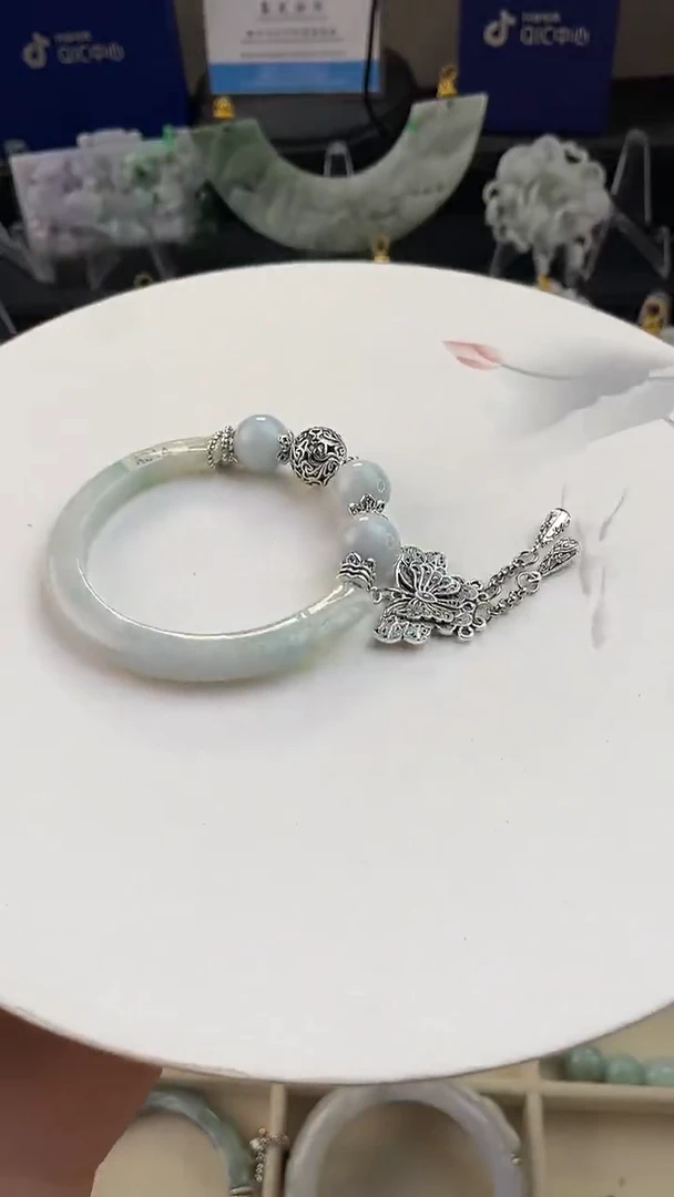未镶嵌手链翡翠听****·手工定制默认微瑕主播介绍为准