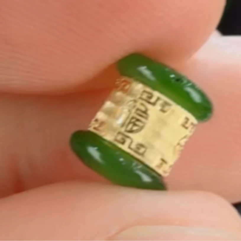 俄罗斯 苹果绿 和田玉碧玉路路通配件