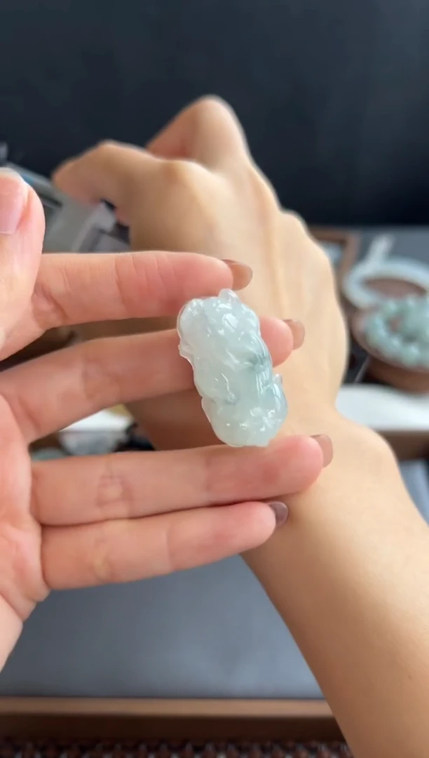 翡翠未镶嵌颈饰108买断