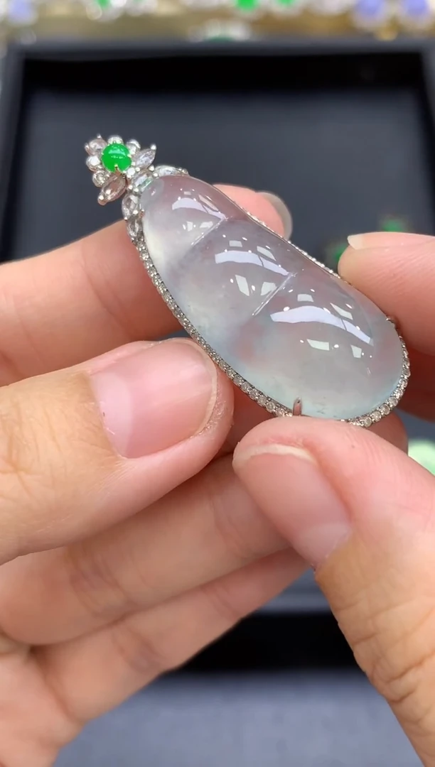 颈饰18K金镶嵌翡翠757-中国好珍宝